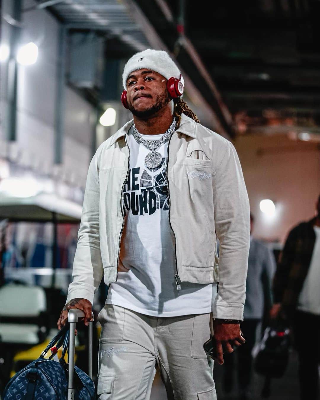 ワシントン・レッドスキンズのインスタグラム：「Sunday Drip 💧    📷: AP」