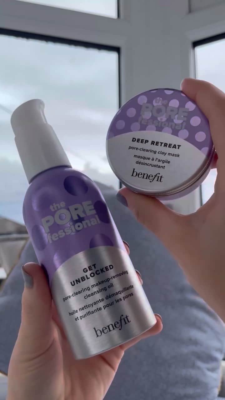 Benefit Cosmetics UKのインスタグラム：「What are your pore goals?⁠ ⁠ Comment below, and POREfessor @jessicahutton will give you the POREfect Pore Care recommendation!⁠ ⁠ #benefituk #porecare」