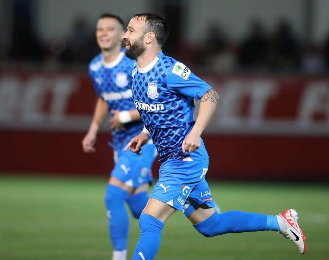 マテュー・ヴァルブエナのインスタグラム：「Great performance today 🔵⚪️」