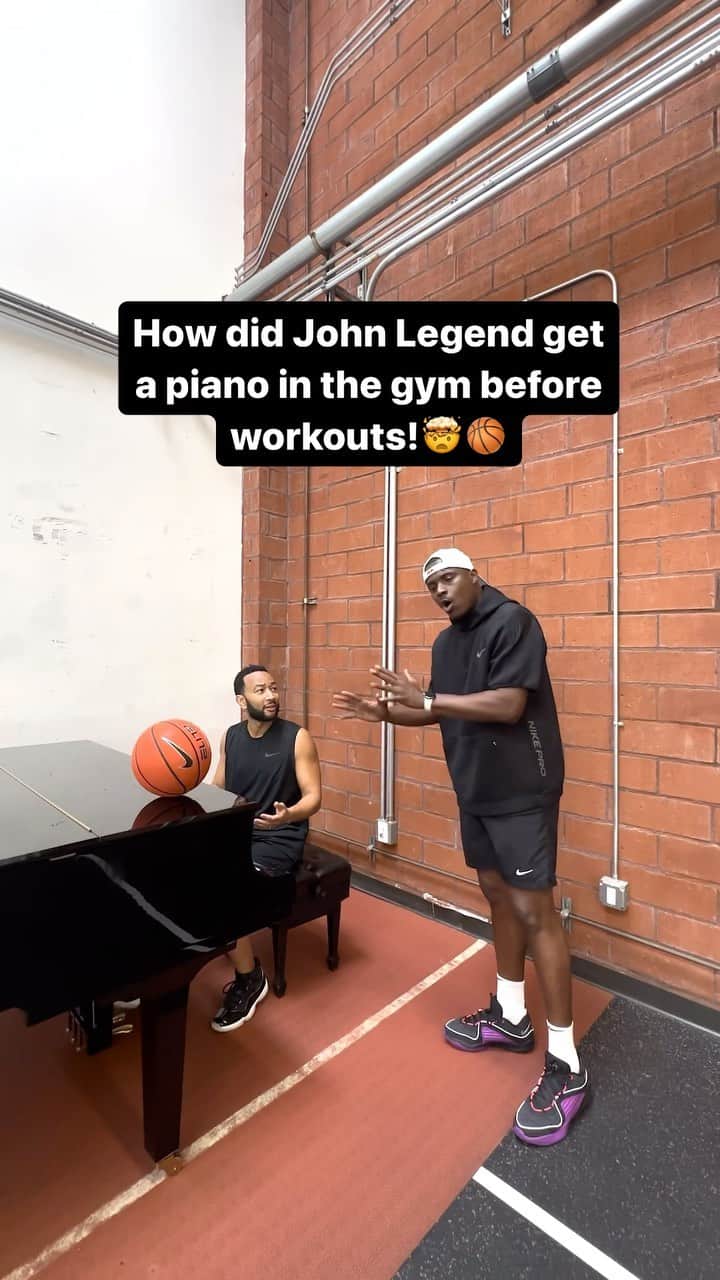 ジョン・レジェンドのインスタグラム：「John Legend really had a piano in the gym today.. I respect your craft but please leave it at home next time🤣🎹. @johnlegend @lethalshooter #JohnLegend #LethalShooter」