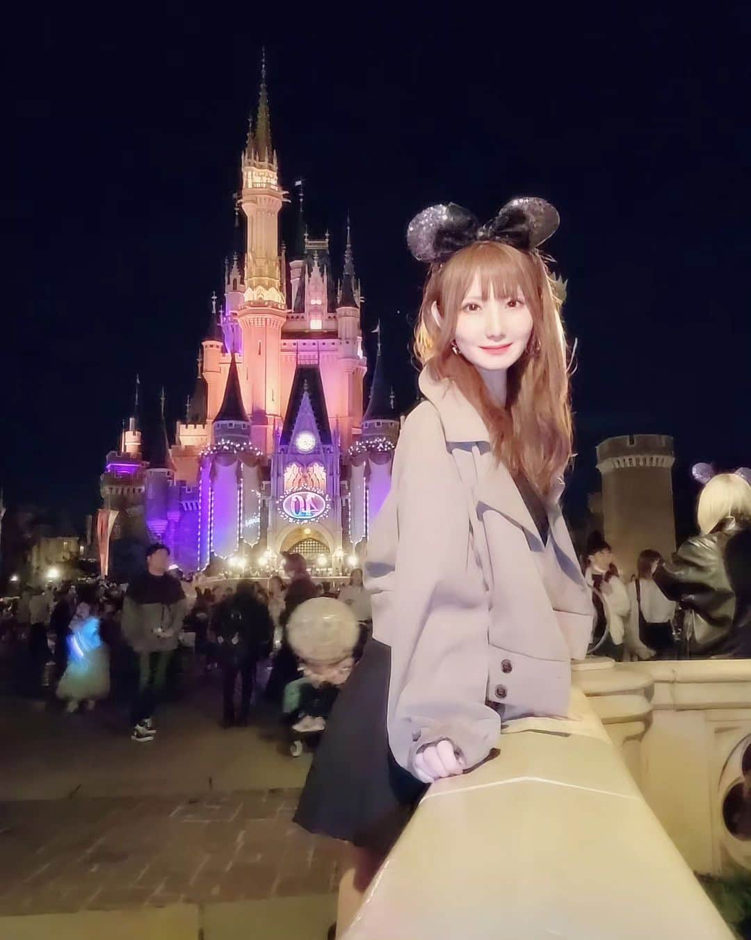 片瀬亜乃さんのインスタグラム写真 - (片瀬亜乃Instagram)「TokyoDisneyLand🩶40th Happy Halloween🎃  #ディズニー #カチューシャ #ハロウィン」10月23日 5時01分 - anokatase1031