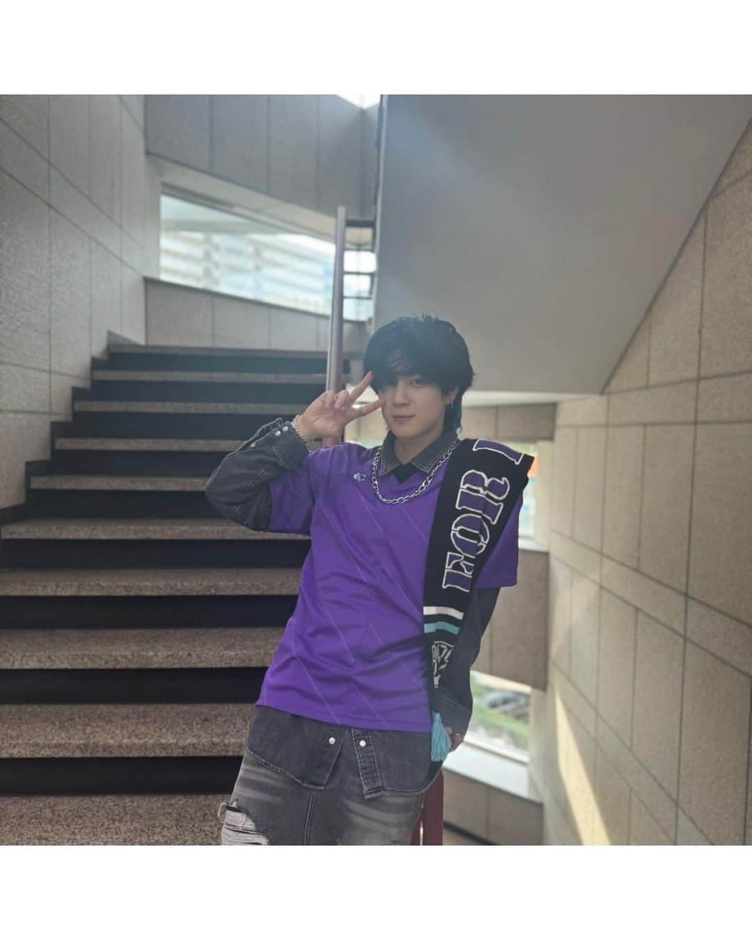 INIさんのインスタグラム写真 - (INIInstagram)「SBS人気歌謡　INKIGAYO に出演させてもらいました！ よく見るこの場所で写真撮ったよー🕺TikTokもここで踊らしてもらったのでみてくれたら嬉しいな🫶  #인기가요 #inkigayo #INI #佐野雄大 #SANOYUDAI #INInstagram」10月23日 17時10分 - official__ini