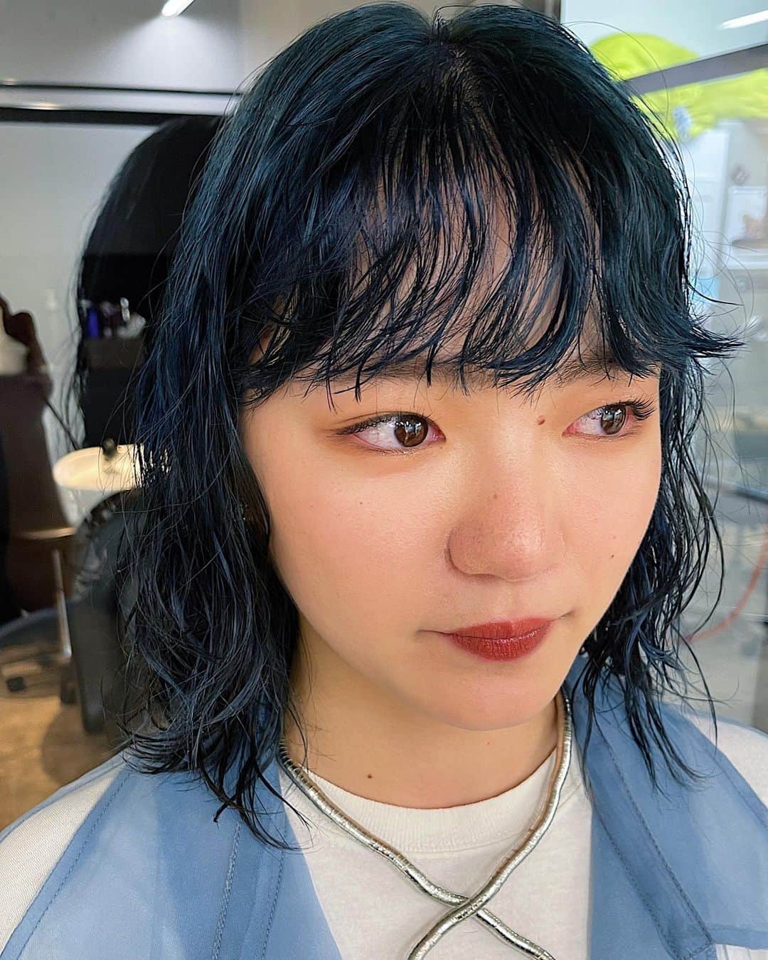 時田健太のインスタグラム：「bob perm  深めのブルーを入れたブリーチパーマ」
