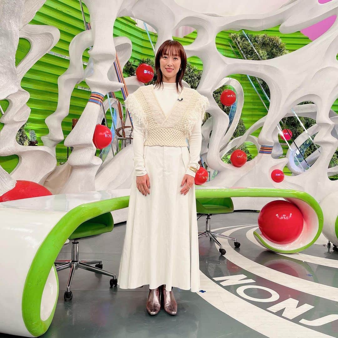 坂下千里子　スカート 坂下千里子さんのインスタグラム - (坂下千里子@chiriko_sakashita_official)