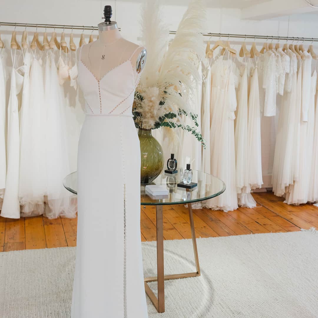 キャサリンディーンのインスタグラム：「We’d love to help you find your dream wedding outfit 🥰⁣ Whether you come into our London Boutique or do a Virtual Appointment, it’s an honour to be on this bridal journey with you 🤗  At Catherine Deane we want you to feel beautiful, valued and seen ❤️ Our bridal stylists will try their best to listen and advise as you make your selection.  🔗 Book your appointment online via the link in our bio  #catherinedeane #cdbride #londonbride」