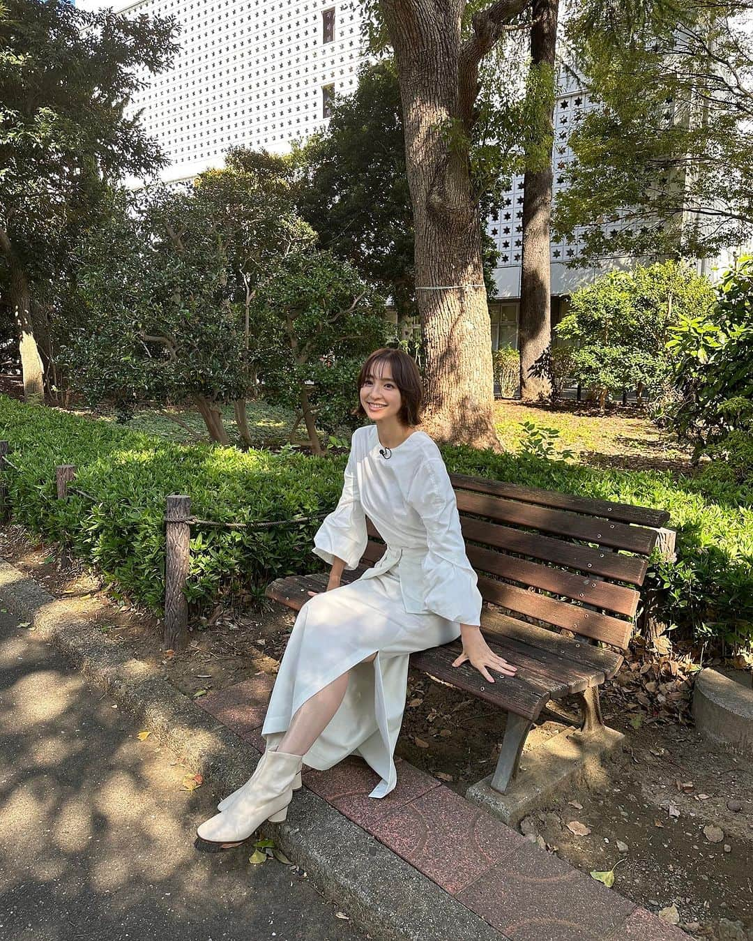 篠田麻里子さんのインスタグラム写真 - (篠田麻里子Instagram)「収録衣装👗 @stylings_official   今日は暖かくて過ごしやすい日だったね🫶 楽しい収録終わりました♪  #楽しい一日」10月23日 16時59分 - shinodamariko3