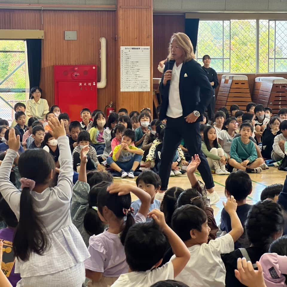 北澤豪のインスタグラム：「笑顔と学びの体験活動プロジェクト  立川市立柏小学校」