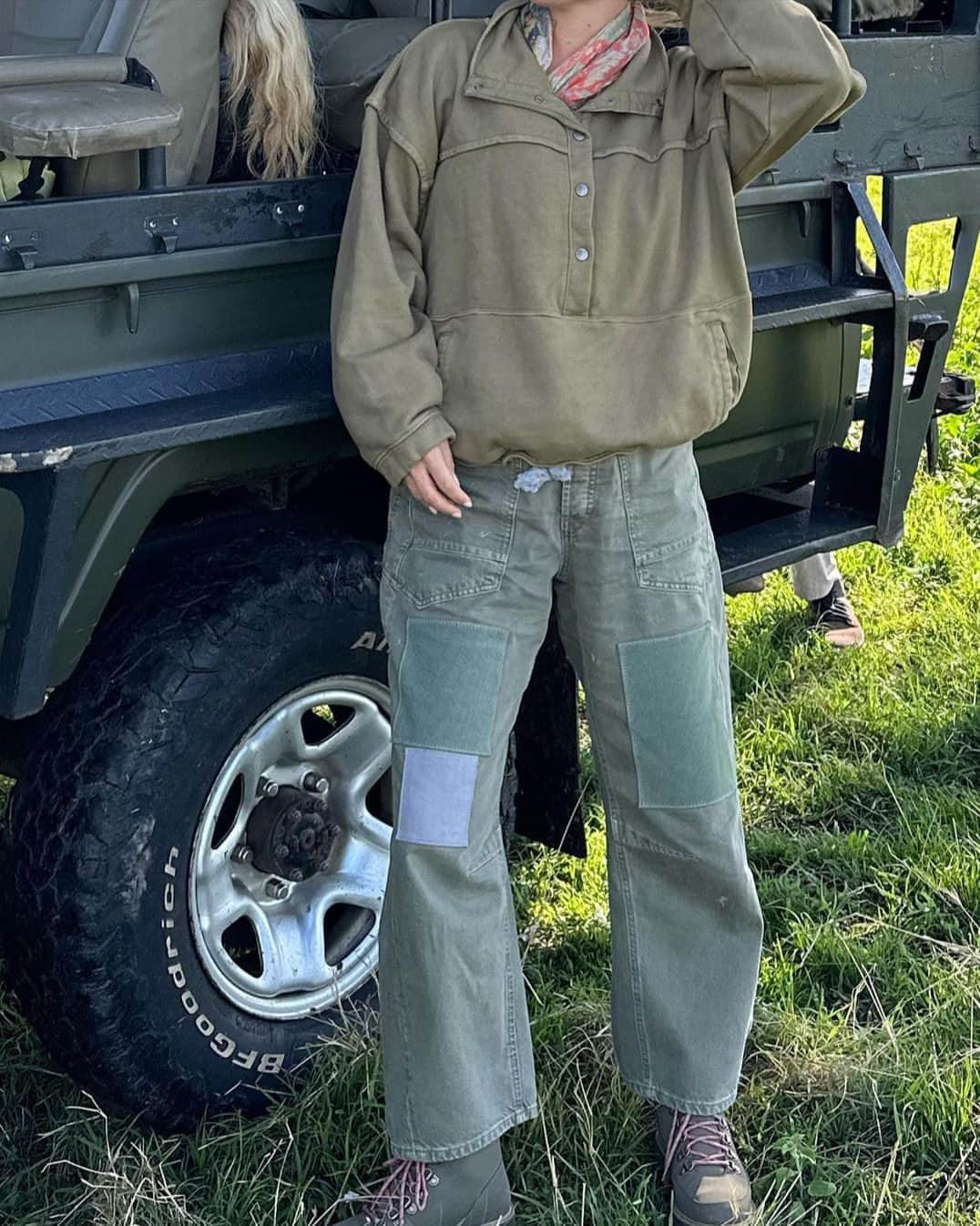 freepeopleのインスタグラム：「Gone adventuring with @ellamiller. Link in bio to shop the look.」