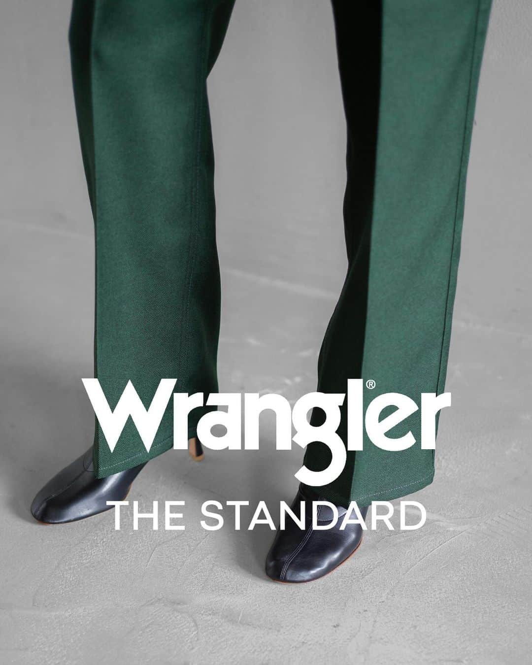 WEGOスタッフスナップのインスタグラム：「ㅤㅤㅤㅤㅤㅤㅤㅤㅤㅤㅤ ▪︎THE STANDARD別注Wrangler vest ¥8,799(tax in) color:dark green/wine/black size:S/M/L ▪︎THE STANDARD別注Wrangler pants ¥7,699(tax in) color:dark green/wine/black size:S/M/L  _ #THESTANDARD #ザスタンダード #wrangler」