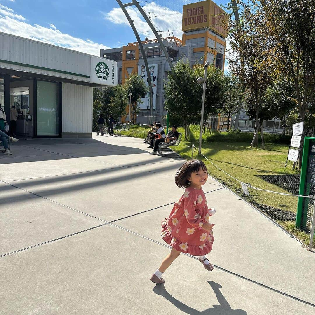 青山あみさんのインスタグラム写真 - (青山あみInstagram)「Tokyo '23☁️🌈✨🧚‍♀️  #인생내컷  #도쿄 #tokyo」10月23日 10時00分 - aoam____i