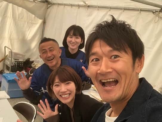 石井優希さんのインスタグラム写真 - (石井優希Instagram)「. 2023/24 V1 league women SAGAアリーナで開幕しました。 2日間GAORAで実況吉田さんと初の解説をさせて頂きました🗣️ 2連勝NICE👍🏻✨✨  試合前にはストリートフェスでトークショーもさせてもらい楽しい時間を過ごさせてもらいました😆  キラさん絵里香さんとも会えてハピハピ💕  #初解説 #お喋り語彙力強化中w #みんなに会えるの嬉しい #密かに映るマー先生が癒し☺️」10月23日 10時47分 - yuki.ishii