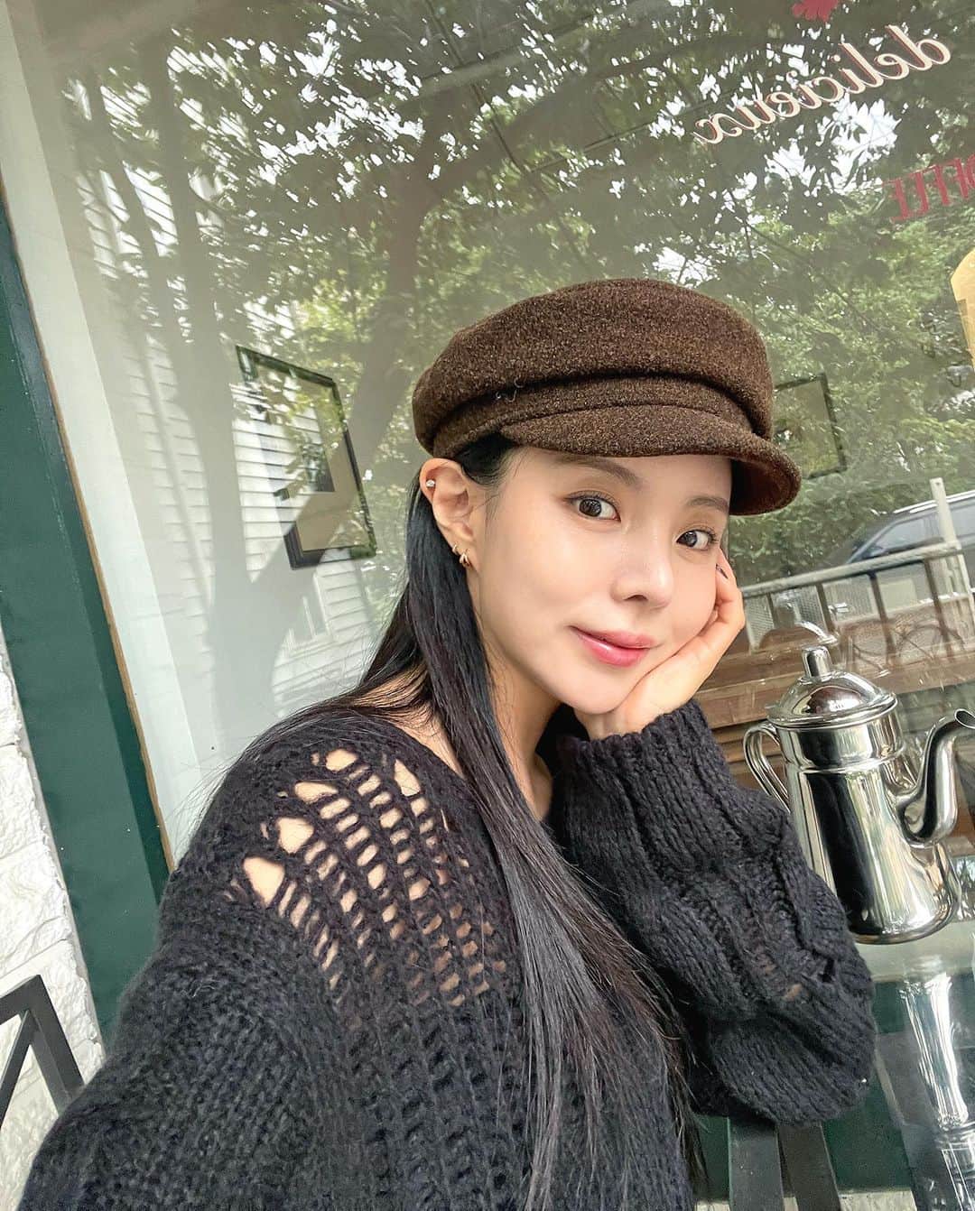 MeJiwooのインスタグラム：「오늘은 10-2 아이템들 피팅컷이 오픈되는 날 ✨✨  24시간 5% off이니 오늘 참고하셔서 꼭 구매하셔야해요🫶🏻」