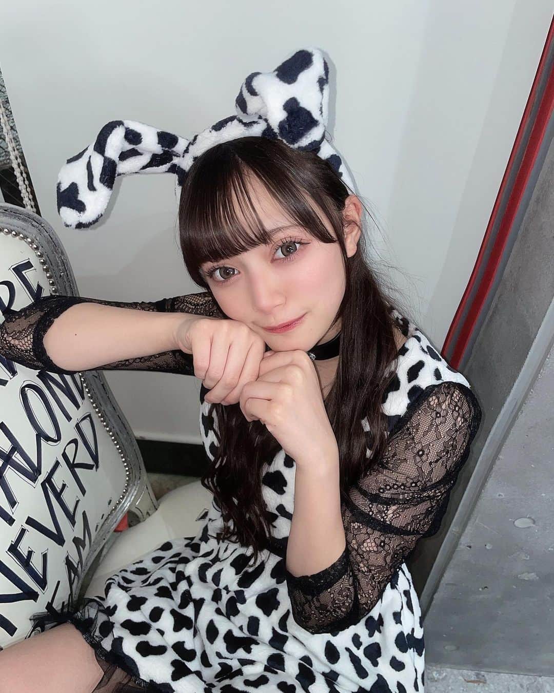 坂本理紗さんのインスタグラム写真 - (坂本理紗Instagram)「飼い主募集中、 ・ ・ ・  #ハロウィン  #ハロウィンコスプレ  #アイドル  #地下アイドル #犬コスプレ  #いぬのいる暮らし  #05」10月23日 18時45分 - sakamoto__risa