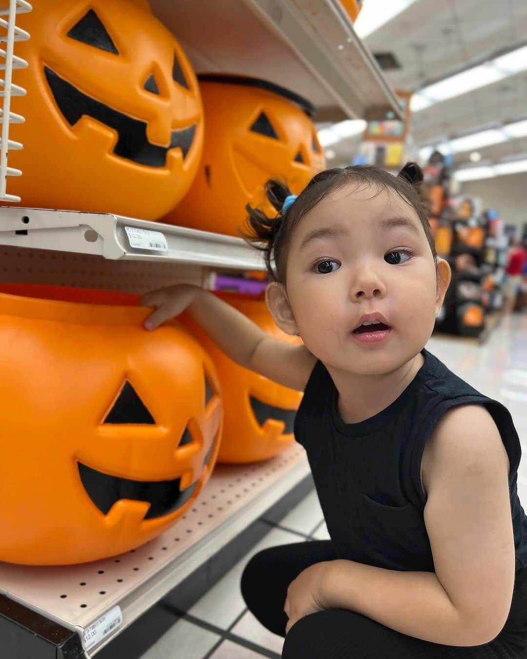 出浦寛子（HIROKO）さんのインスタグラム写真 - (出浦寛子（HIROKO）Instagram)「‪🎃🎃🎃 もうすぐハロウィン🧡 イベントたくさんあって楽しみ😍！！！ ⁡ #🎃 #ハロウィン #halloween #かぼちゃはろうぃん #でつこさんちのかりんちゃん」10月23日 11時34分 - detsuko