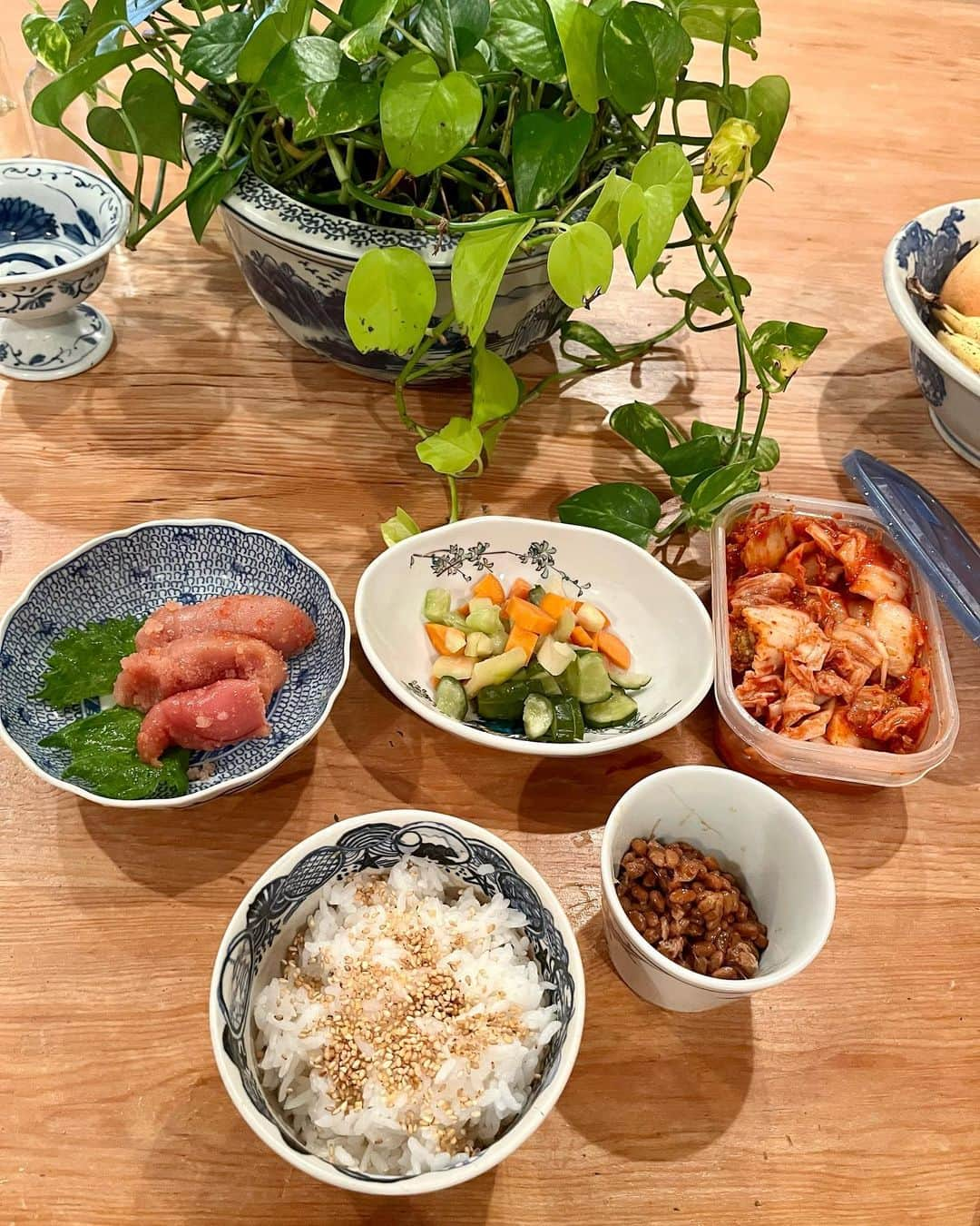 高見恭子さんのインスタグラム写真 - (高見恭子Instagram)「今日食べたものが明日のあなたの笑顔  #table #tableware  #smile #food  #eatwell  #lifeisbeautiful  #cooking  #cook  #lifestyle  #lovelife」10月23日 11時47分 - takami_kyoko