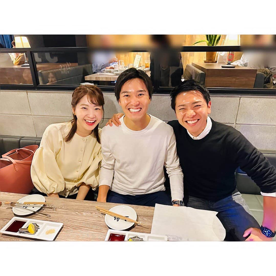 上坂嵩さんのインスタグラム写真 - (上坂嵩Instagram)「ドデプラ会！ . 『ドデスカ＋』を担当する #濱田隼 アナ #西尾菜々美 アナの３人で 先日、ご飯に行きました😊 . これからもスタジオと中継、力を合わせて  #ドデプラ を盛り上げていきます！💪 . 今週もよろしくお願いします‼️ . . #ドデスカ #ドデスカプラス #ドデスカ＋ #メーテレ #アップ #アナウンサー #フィールドキャスター #ニュースワード #SDGsビジネスマスター #社会調査士 #スピーチコンサルタント #スピーチ #トーク #話し方 #スピーチトレーナー #スピーチライター #上坂嵩」10月23日 11時43分 - takashi_uesaka_nbn