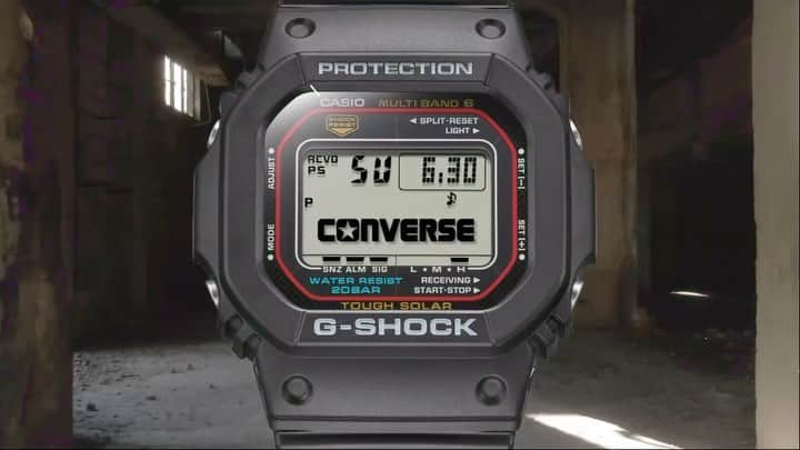 G-SHOCKのインスタグラム：「G-SHOCK × CONVERSE ALL STAR Ⓡ G-SHOCK HI  コンバース オールスターの次世代モデル、ALL STAR Ⓡ（オールスター アール）と2023年に誕生40周年を迎えたG-SHOCKとのコラボレーションスニーカーが誕生。   G-SHOCKの40周年を祝うコラボレーションシューズは、アッパーに撥水性のあるCORDURA®のバリスティックナイロンとレザーをコンビ使い。G-SHOCK本体のデザインを表現したタンのラベルや、トウキャップの「PROTECTION」のプリントなど、ギア感漂うデザインはまさに、G-SHOCKのタフネス精神を体現するスニーカーです。特別な一足をご堪能あれ。詳細はストーリーズのリンクから、WEBサイトをチェック。  ※コラボレーション時計の販売はありません。  #g_shock #converse #allstart #shoes #sneaker #kicks #collaboration #コンバース #gshock40th @converse_jp」