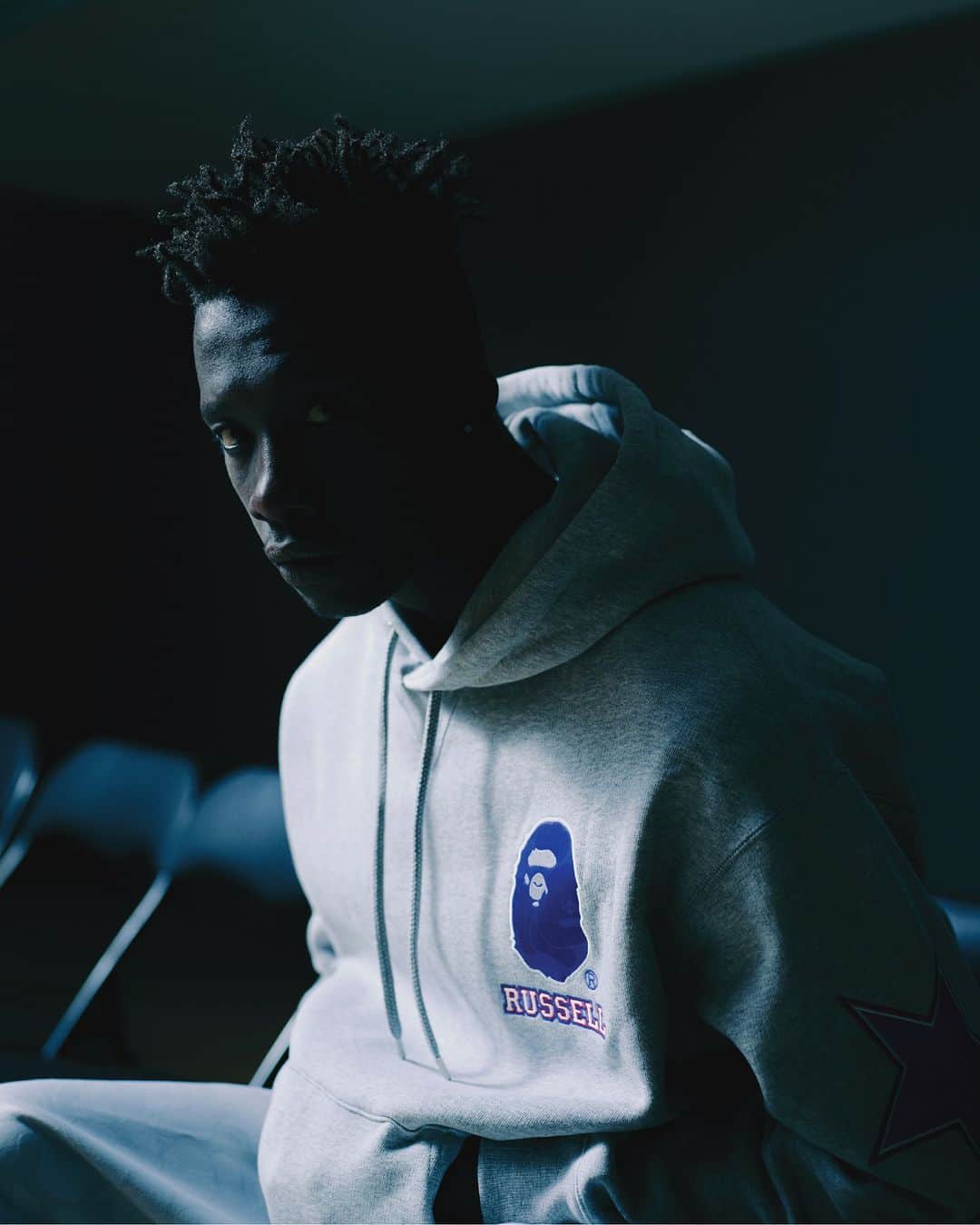 ア ベイシング エイプさんのインスタグラム写真 - (ア ベイシング エイプInstagram)「BAPE® and Russell Athletic are excited to announce their upcoming collaboration, building on their previous successful partnership. This time, the two brands draw inspiration from basketball cultures. Not only does this unique combination creates a collection that pays homage to basketball's dynamic energy, but also captures the essence of the sports fashion. The BAPE® x Russell Athletic full collection will be available at BAPE STORE® and BAPE.COM on Saturday, OCT 28th. @russellathletic Photographer: @motonoriomori_lee @__ug__  #abathingape #bape #BAPExRussellAthletic」10月23日 12時00分 - bape_japan