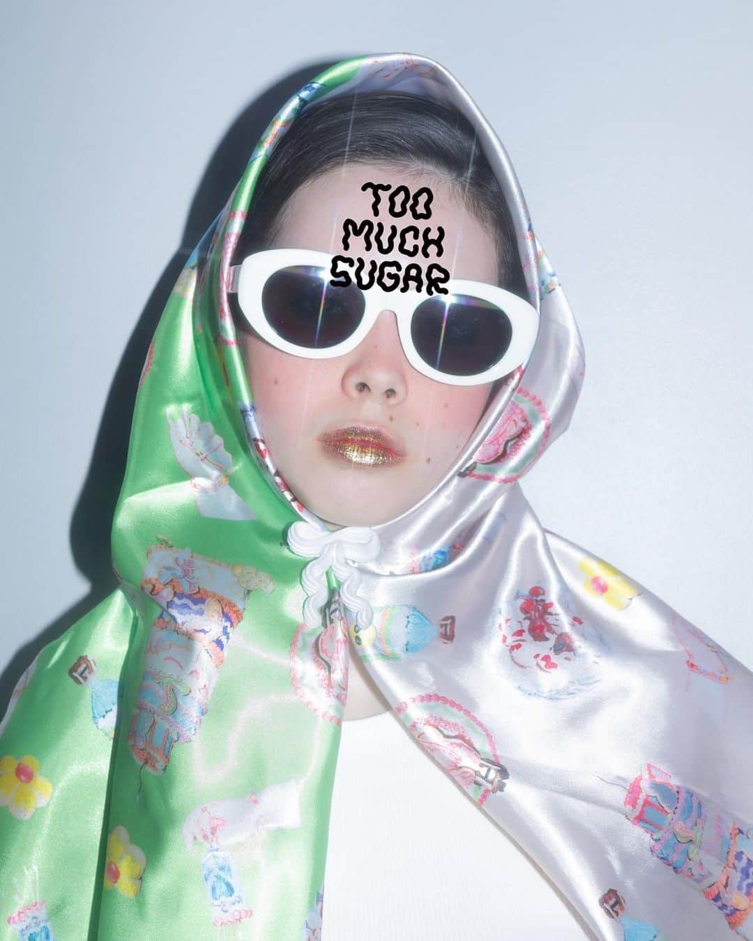 のインスタグラム：「@_cookieboy_ 🍪 💚15th ANNIVERSARY EXHIBITION & POP UP SHOP 『TOO MATCH SHUGAR』 🍪COOKIEBOY X GGSANO📸  COOKIEBOY15周年を記念し、フォトグラフアー @ggsanooとの展示、オリジナルグッズのポップアップショップを開催致します💓たくさんかわいいグッズが出来上がって来ています 初日はpartyもあり🎉 Special guest おてもと手毬こと @naba_na0816 のソプラノLIVEも必見です‼️‼️ #とらんざーむ  🍪@_cookieboy_  📸@ggsanoo 💄@yuyanara  🧚‍♀️ @mayomayocherryontop  🎤@naba_na0816   会期 2023.10.27fri~31tue 時間 12:00~20:00 (27日のみ14:00~) OPENING PARTY 10.27fri 20:00 ~ 場所PICKY THE SHOP/BAR 東京都渋谷区神宮前5丁目50-3アーバンテラス青山 B1階」