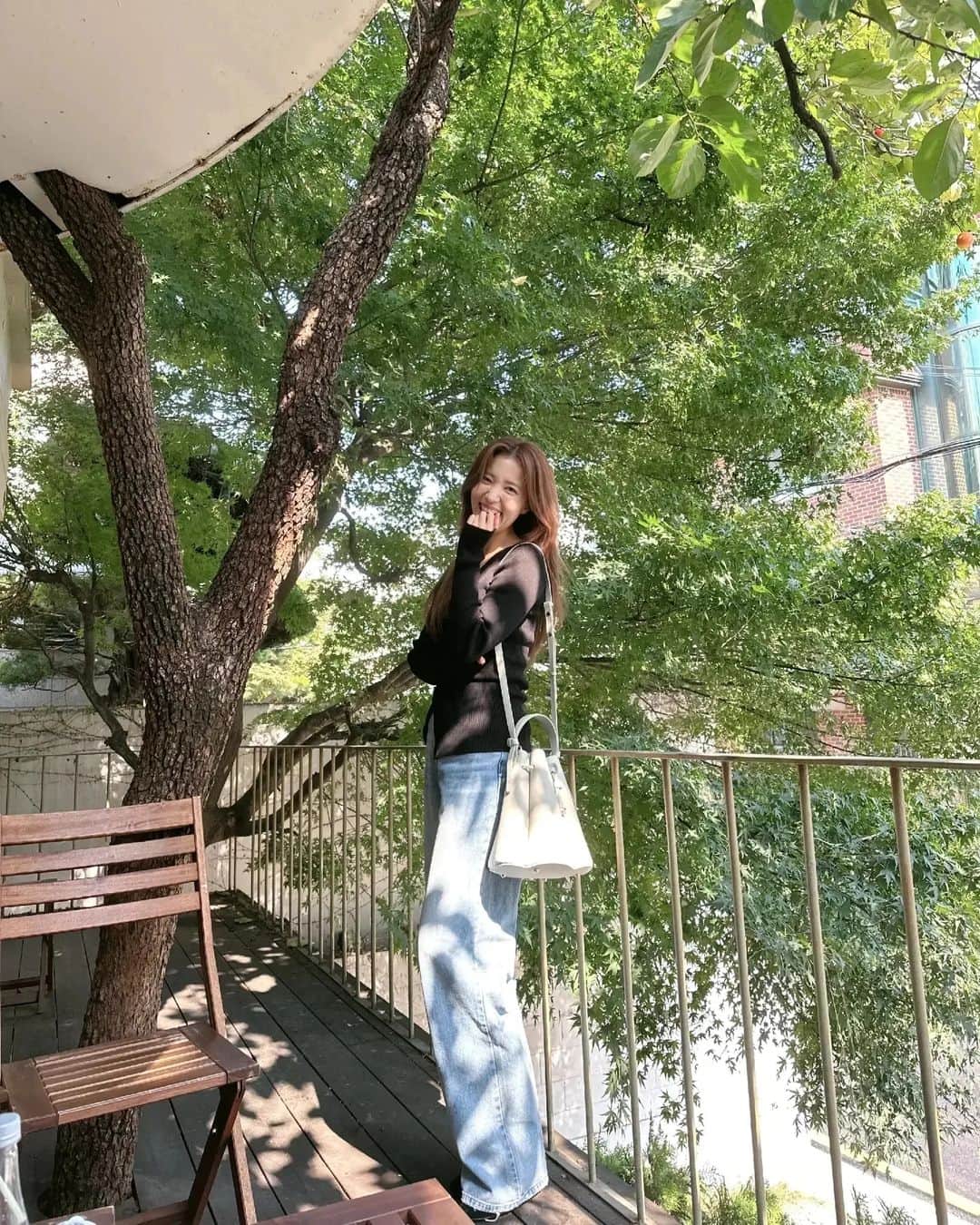 のインスタグラム：「🌿」