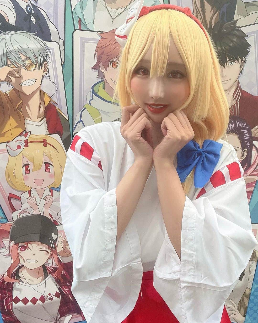 花咲来夢さんのインスタグラム写真 - (花咲来夢Instagram)「広島県福山市の、フクヤマニメといふイベントのエムホールデムブースにてポーカー体験会🃏♣️を開催したよ！ たくさん足を運んで頂きありがとうございますた♦️  めっちゃ楽しかったし 中高生の子たちや女の子にもたくさんいらしていただき、楽しいと言っていただけて嬉しかったなぁ🃏😙 ポーカーのルール教えるのめちゃくちゃ上手くなってしまったから、東京でもポーカー教えるお仕事積極的にやっていきたい😎♠️✨笑  エムホールデムプロデューサーのガイpさん（菅井さん）にも初めてお会い出来たし 憧れのセガサミーさん、エムホールデムさんで初めてお仕事させて頂けて嬉しすぎた🃏✨  ミスヤンチャン時代からの古参ファンの方も四国から初めて会いに来てくださったり、たくさんのフォロワ〜さんが会いに来てくれはって、ほんまにありがとうございますた😎♥️♥️♥️  初めての広島最高だった😁！  #エムホールデム #ポーカー #福山 #広島」10月23日 14時36分 - raimu_charlotte