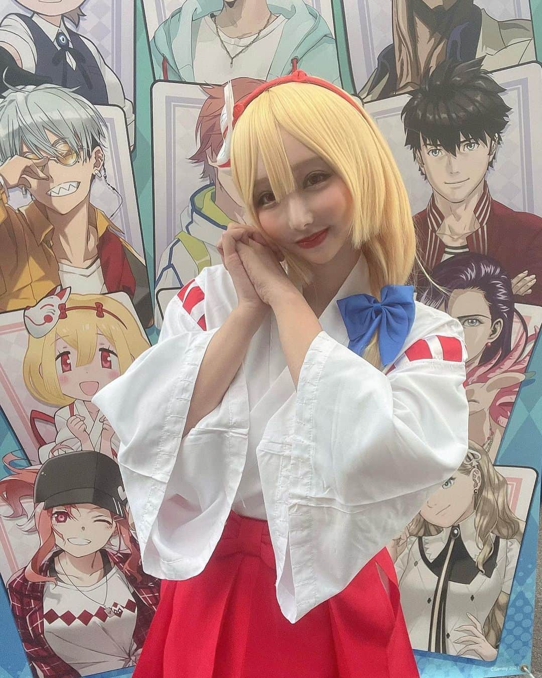 花咲来夢さんのインスタグラム写真 - (花咲来夢Instagram)「広島県福山市の、フクヤマニメといふイベントのエムホールデムブースにてポーカー体験会🃏♣️を開催したよ！ たくさん足を運んで頂きありがとうございますた♦️  めっちゃ楽しかったし 中高生の子たちや女の子にもたくさんいらしていただき、楽しいと言っていただけて嬉しかったなぁ🃏😙 ポーカーのルール教えるのめちゃくちゃ上手くなってしまったから、東京でもポーカー教えるお仕事積極的にやっていきたい😎♠️✨笑  エムホールデムプロデューサーのガイpさん（菅井さん）にも初めてお会い出来たし 憧れのセガサミーさん、エムホールデムさんで初めてお仕事させて頂けて嬉しすぎた🃏✨  ミスヤンチャン時代からの古参ファンの方も四国から初めて会いに来てくださったり、たくさんのフォロワ〜さんが会いに来てくれはって、ほんまにありがとうございますた😎♥️♥️♥️  初めての広島最高だった😁！  #エムホールデム #ポーカー #福山 #広島」10月23日 14時36分 - raimu_charlotte