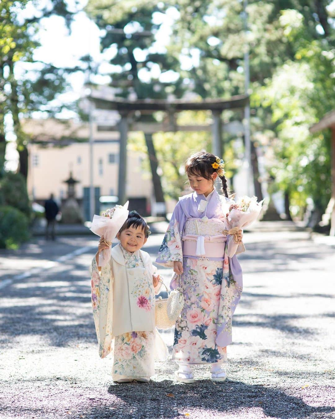 Akinori Shimizuさんのインスタグラム写真 - (Akinori ShimizuInstagram)「753 photo.  photo by @zekiphoto さん  #七五三 #七五三ヘア #七五三ヘアアレンジ」10月23日 14時39分 - akinorihair