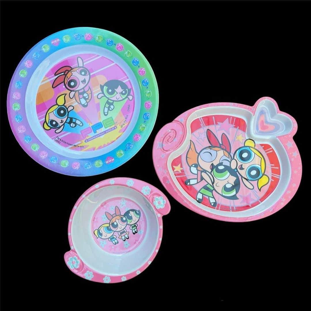 おもちゃやSPIRALのインスタグラム：「2000s Power Puff Girls Plate入荷しました🍽️✨  小物入れにもオススメです！」