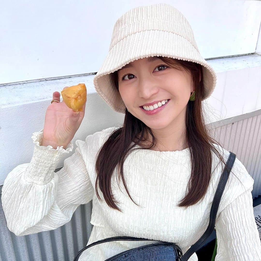 片渕茜さんのインスタグラム写真 - (片渕茜Instagram)「少しずつ肌寒くなってきましたね。秋といえば、食欲の秋！戻り鰹の秋！ ということで戻り鰹を求めて高知県に行きました🐟  高知では鰹も色んな食べ方が楽しめるのですね。 鰹のタタキにお塩を少しかけたり、お刺身にお醤油と「四万十ぶしゅかん」をつけたり。美味しかったです。  そしてもう一つお気に入りの食べ物に出会いました！！ 「いも天」です☺️☺️☺️ 衣が甘くてふわっとしています！  #高知県 #坂本龍馬 #戻り鰹 #四万十　#ぶしゅかん #いも天」10月23日 15時25分 - akane_katafuchi