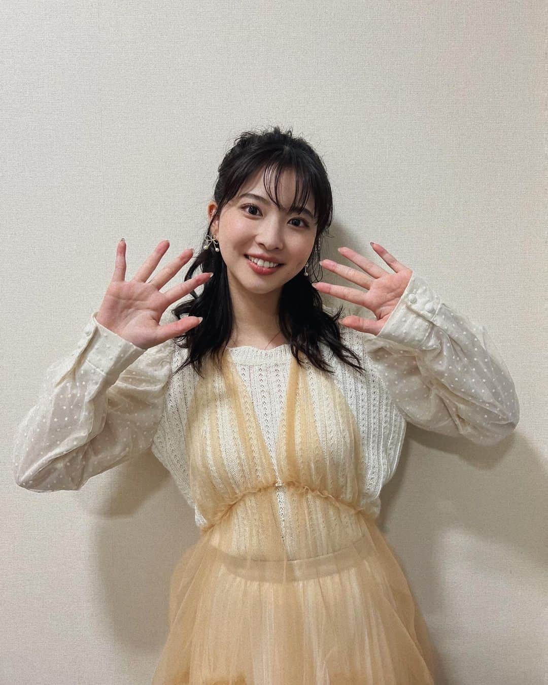 木下彩音さんのインスタグラム写真 - (木下彩音Instagram)「. 明日10月24日よる7時〜 関西テレビ放送「ちゃちゃ入れマンデー」の放送があります！  学生時代から見ていた番組なので今回出演できて嬉しかったです😉  ぜひご覧ください🫶」10月23日 15時17分 - ayane.kinoshita