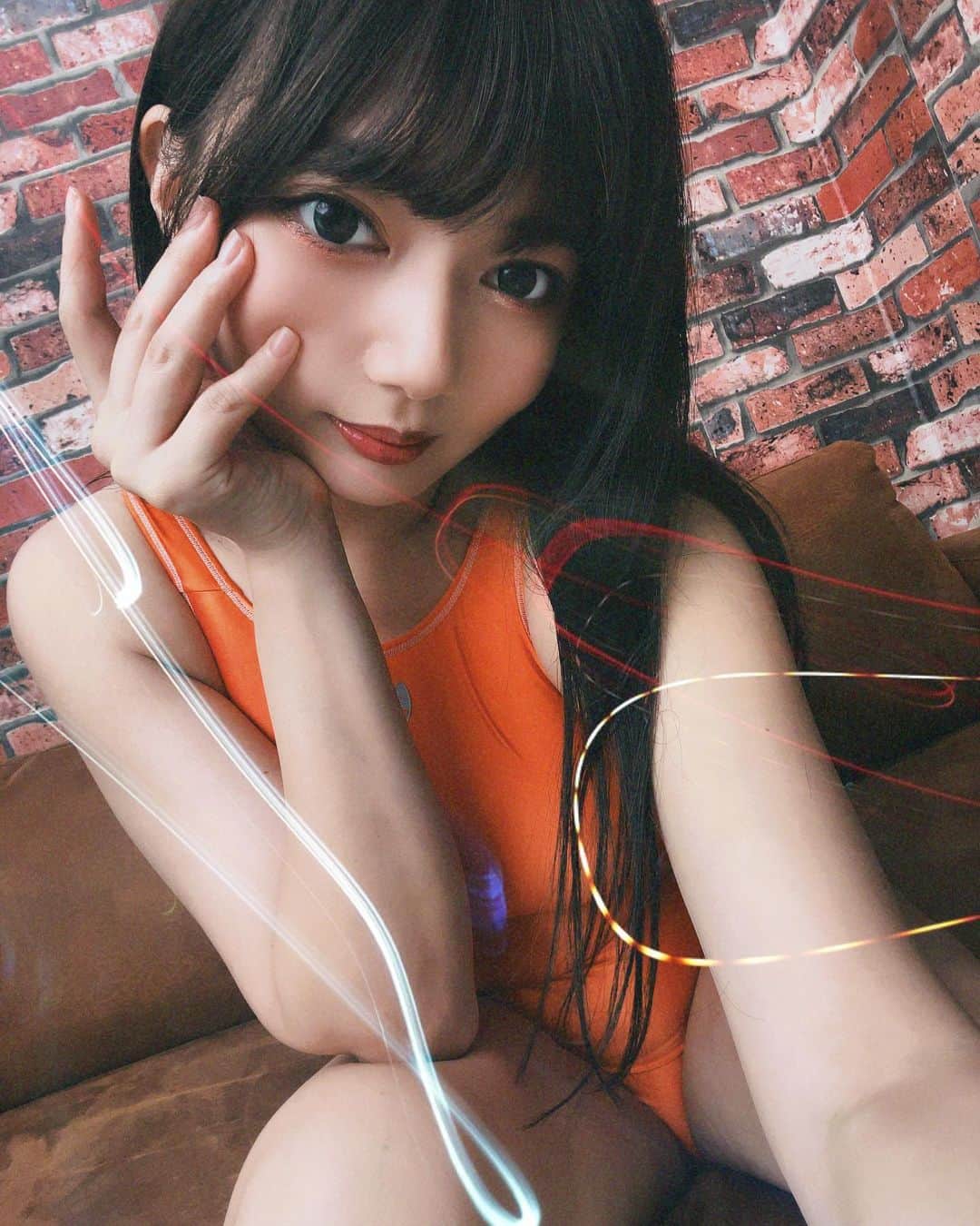 橋村依里南（泉屋アイナ）のインスタグラム：「帰宅した！！ 今日も1日お疲れ様でした😊✨」