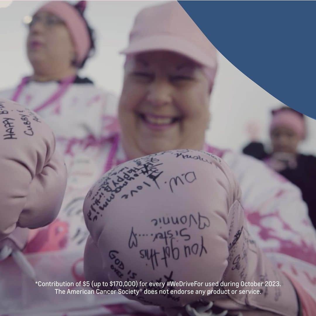 シボレーさんのインスタグラム写真 - (シボレーInstagram)「It’s never been easier to help someone battling breast cancer. This October, share a post or reshare our post to your story with #WeDriveFor and #Chevy will contribute $5 (up to $170,000) to the @americancancersociety.」10月24日 1時05分 - chevrolet