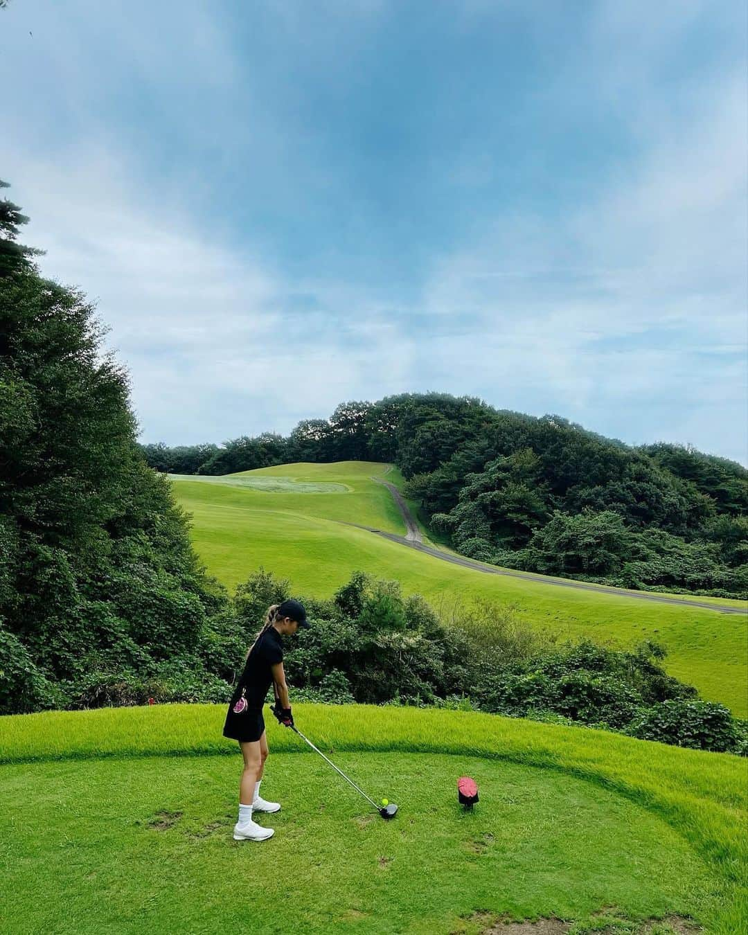 あやか（石山彩花）さんのインスタグラム写真 - (あやか（石山彩花）Instagram)「那須旅行🍆⛳️  あいちゃんとほぼ寝てた旅行した🤣楽しかったなぁー！！ またいこーね❤️‍🔥🙌  仕事も一緒で家も近くてよく会いますね🤣🙌  @dragonclub_omiya  #このタッグは延長せざるを得ない」10月24日 1時56分 - ayakateen821