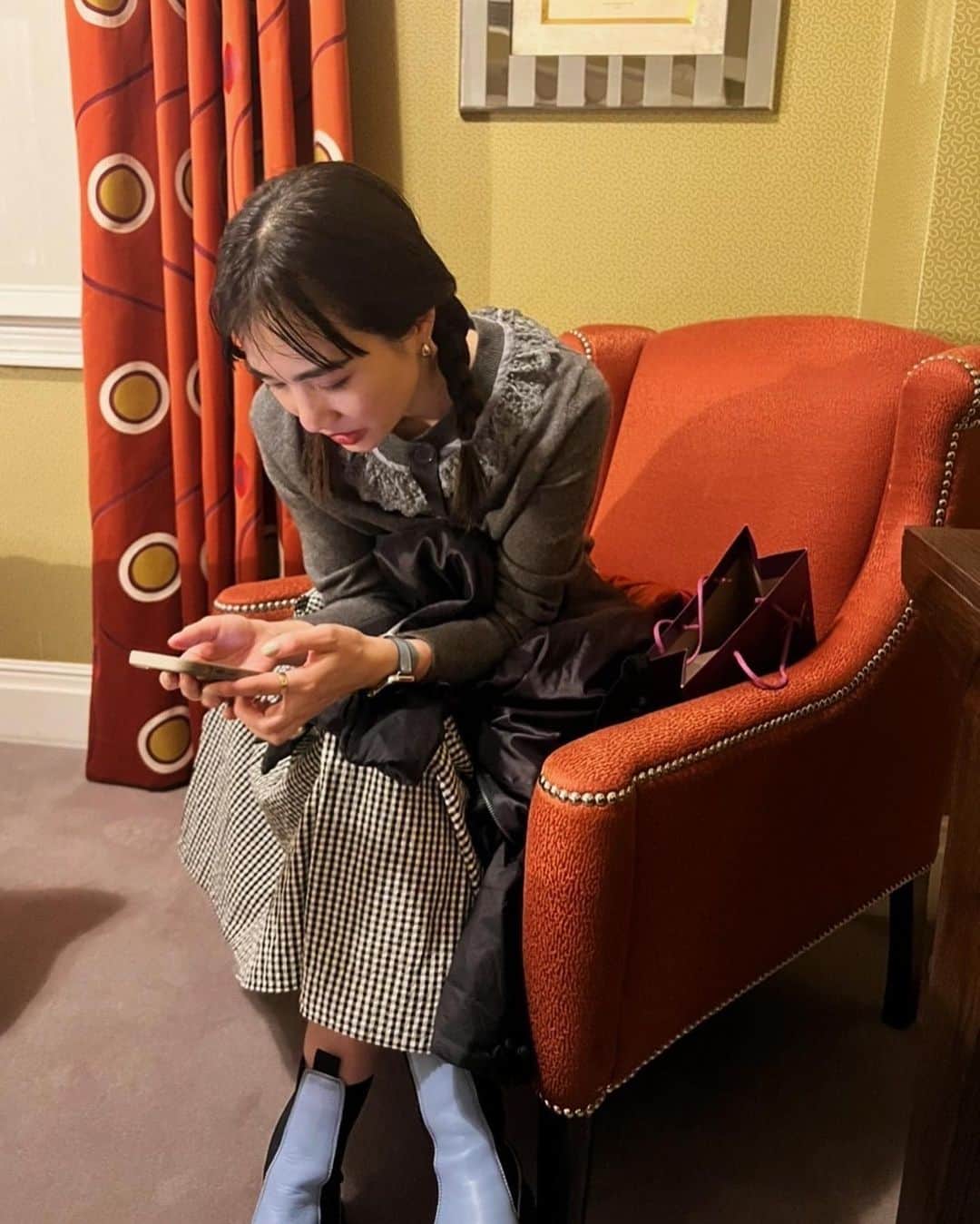 渡邉香織のインスタグラム：「Year 2🫵🏻🤞🏻🫰🏻 去年蒔いた種の芽が出るように、育て続ける🌱🚿」