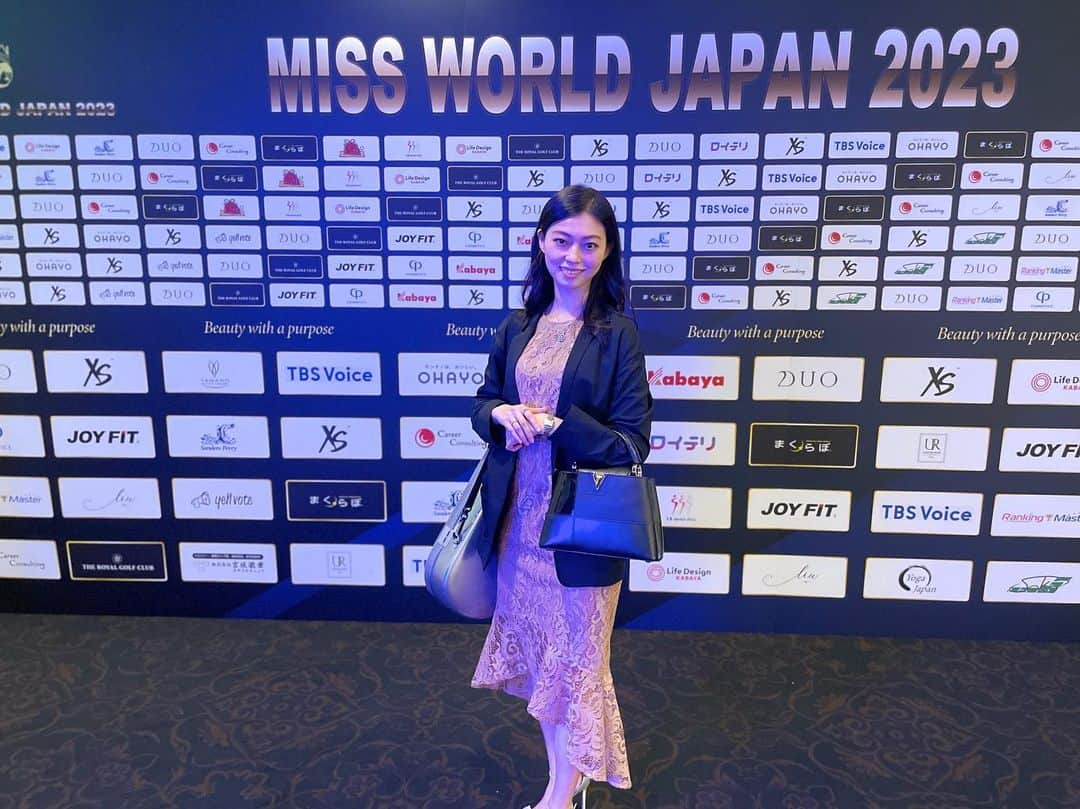 大庭絃子のインスタグラム：「⁡ 先日開催されたMiss World2023日本大会、今年も少しだけお伺いしました。お世話になった方々にもお会いでき懐かしい気持ちに✨  良いエネルギーたくさんいただきました😌💕 ⁡ #missworld#ミスワールド日本大会#missworld2023#ミスコン#ミスワールド#ミスワールドジャパン #お疲れさまでした」