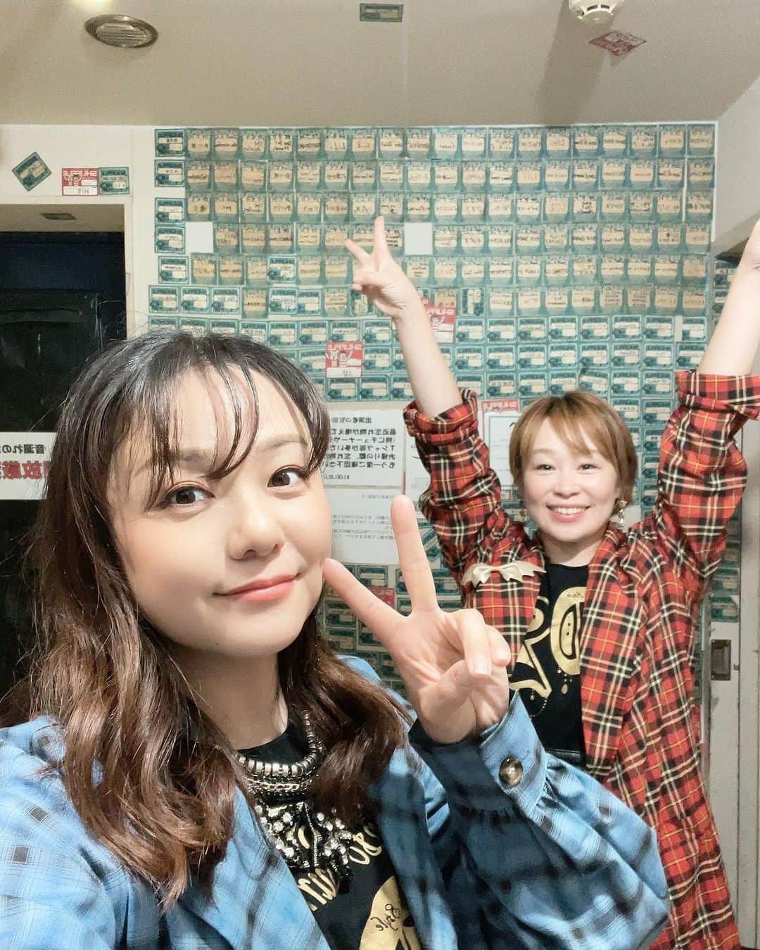 DelightStyleさんのインスタグラム写真 - (DelightStyleInstagram)「【RADIO】10/23(月)20:00〜！  REDSWAVE87.3MHz 「DelightStyleのGoing My Way ♯595」 が放送されます😊 ぜひ聴いてください💓  「DelightStyleのGoing My Way」 は87.3MHzにてさいたま市全域、またはサイマルラジオ(ネット)やリッスンラジオ(アプリ)でもお聴きいただけます✨😊👂✨ ※再放送：木曜日10:00〜  ＊＊＊  💁‍♀️ラジオスタート10周年を記念して作ったラジオのTwitterアカウントも引き続きよろしくお願いします☺️❤️ ↓ https://twitter.com/dgoingmyway?s=21  #デラスタ  #delightstyle  #redswave  #ラジオ  #radio #コミュニティーfm  #さいたま市  #浦和」10月23日 17時45分 - delightstyle_official