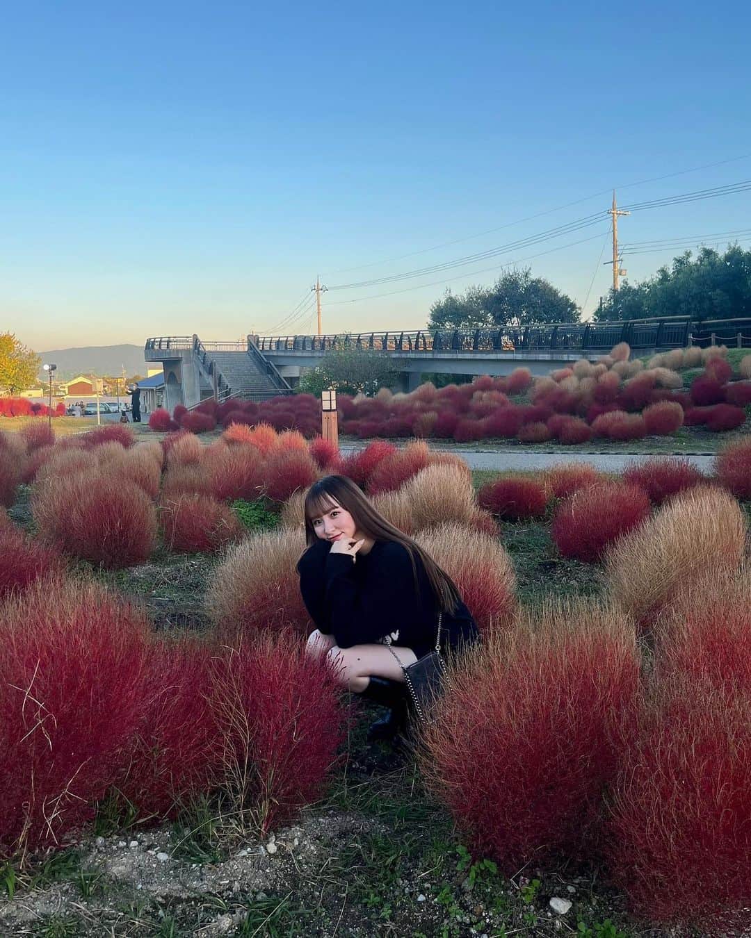 のインスタグラム：「ニット着れる季節最高😮‍💨❤️」
