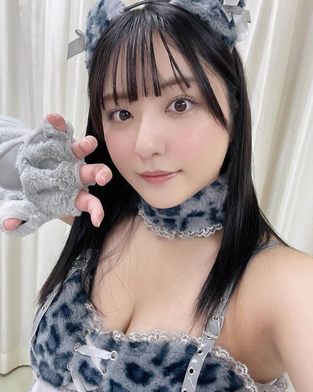 麻倉瑞季のインスタグラム：「がおー！食べちゃうぞっ！🐯💗」