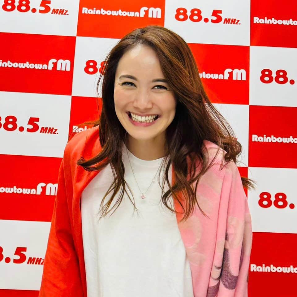 富永沙織さんのインスタグラム写真 - (富永沙織Instagram)「Thank you for listening to my radio program！ ラジオをお聴きくださり、ありがとうございました！ ・ 皆さんのたくさんのメッセージで、盛り上がりました。感謝です。 ・ 今回の当選者はこちらの方。 ラジオメッセージ賞 @sada_yasu さん。当選者プレゼントをお待ちくださいね。 ・ 今回のテーマは「秋の夜長にオススメ映画」でした。また次回もお楽しみに♪ ・ 次の放送は11月26日です。 ・ #ラジオ #レインボータウンfm #豊洲スタジオ #fm885 #富永沙織のサンデーブランチトークショー #富永沙織のサンブラ #富永沙織のsundaybrunchtalkshow #プレゼント企画 #プレゼント企画🎁 #radiotime #radioprogram #rainbowtownfm #富永沙織のsbts #ラジオ番組 #ラジオ生放送 #ありがとうございました😊 #thankyouforlistening #radio」10月23日 18時00分 - saori_tominaga