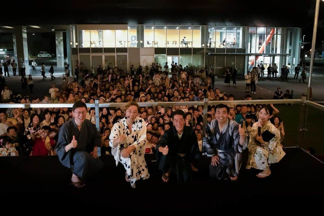 月刊EXILEのインスタグラム：「EXILE TRIBE MAGAZINEを更新！  昨年11月から愛媛県今治市で『オドル野菜プロジェクト』を実施してきたÜSA。その一連の取り組みの集大成として、『オドル野菜プロジェクト収穫祭 2023 in EHIME』が、みなと交流センターはーばりー周辺のせとうちみなとバルシェで華やかに開催された。今回はその模様をお届けします📸  #EXILETRIBEMAGAZINE #EXILEÜSA #オドル野菜プロジェクト  ※記事は会員登録なしでご覧いただけます。」