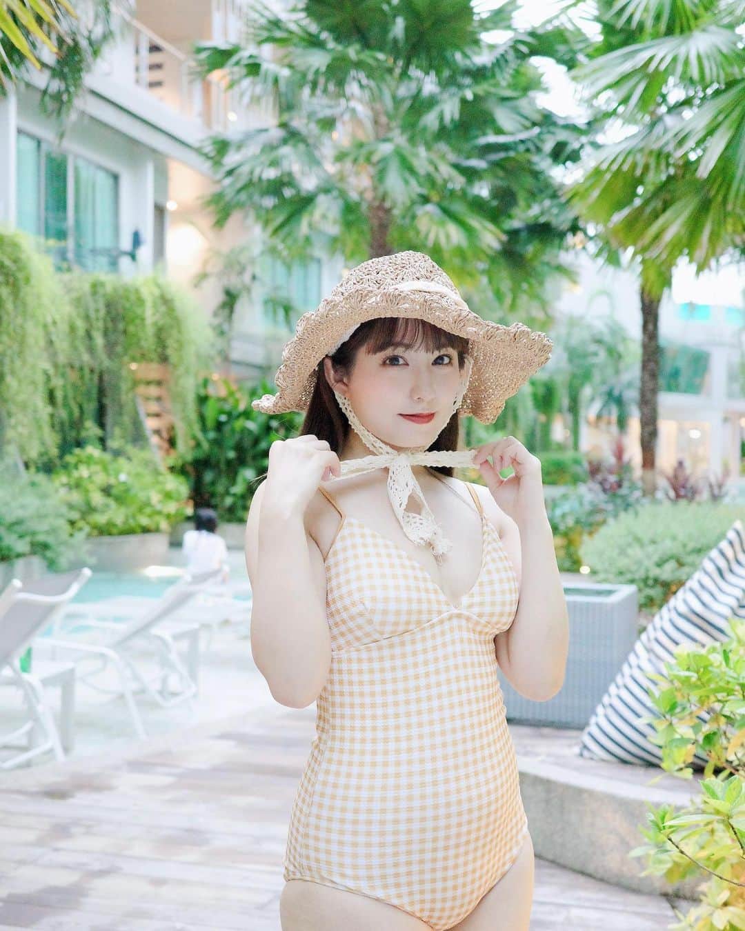 前田美里のインスタグラム：「麦わら帽子と水着。👒 . 水着… #SHEIN 📷 #griiix  . #panwaburibeachfrontresort #プーケット #Phuket #thailand #グラビア #写真集  #グラビアアイドル  #アイドル #水着  #被写体 #ファインダー越しの私の世界 #写真好きな人と繋がりたい  #写真 #ヲタク #櫻坂46 #欅坂46 #日向坂46 #フォロー #フォロワー募集中 #gravure #idol #japanesegirl #follow #followme #좋아요 #팔로우미 #팔로미 #오오티디」