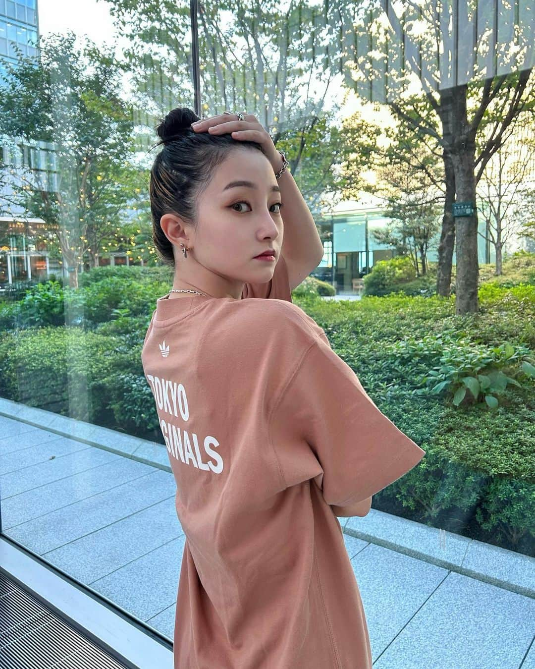 梅村奈央のインスタグラム：「自由。個性。オリジナル。  @adidastokyo #1000originals #adidasoriginals #ひとつのオリジナルそれぞれのスタイル #adidas #pr」