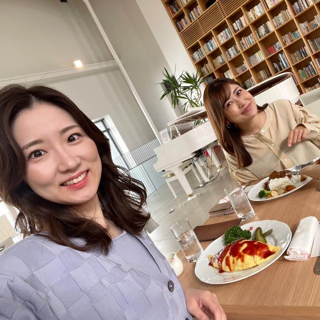 室谷香菜子さんのインスタグラム写真 - (室谷香菜子Instagram)「ホタテの村の娘さんが、 ホタテカレーを食す私を撮ってくれました📷♡  #世永聖奈 アナウンサー #猿払村 #世永アナの秘密 #気がついたら食べ終わっている #お皿ぴかぴか #お肌もぴかぴか #HBCラジオ #アフタービート」10月23日 18時57分 - hbc_muroyakanako