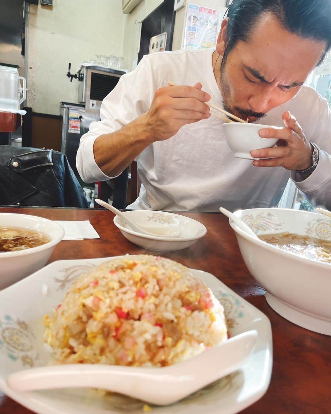 高木勝也さんのインスタグラム写真 - (高木勝也Instagram)「飯テロ🍜  この投稿作ってたらお腹すいてきた。笑 #炒飯 #飯テロ  #今日も一日お疲れ様でした」10月23日 19時20分 - katsuyoung__1128