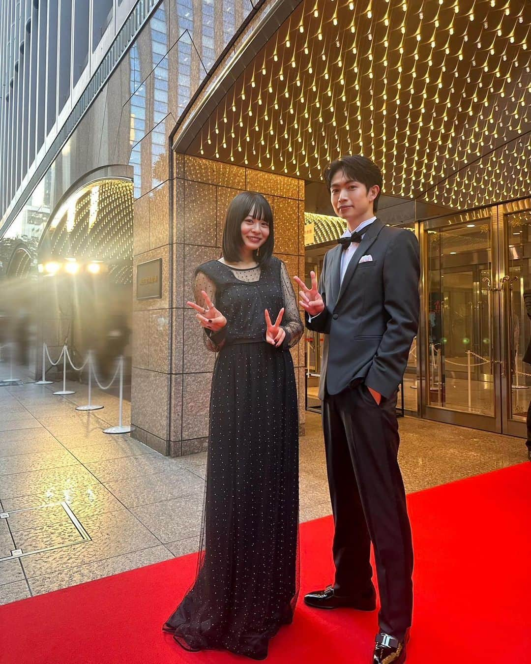 綱啓永さんのインスタグラム写真 - (綱啓永Instagram)「第36回東京国際映画祭 アジアの未来部門『違う惑星の変な恋人』  由緒正しい映画界の一大祭典🎥 初めてのレッドカーペットでは、役者として何か強いエネルギーを吸収できた気がします！  映画は、2024年1月26日公開です。お楽しみに！   #違う惑星の変な恋人  #東京国際映画祭  #TIFFJP #emporioarmani」10月23日 19時28分 - tsuna_keito