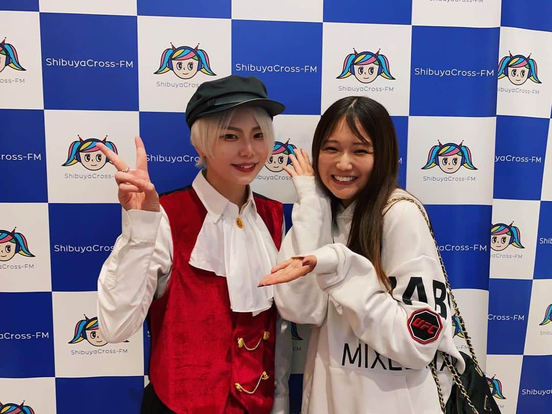 藤田早希のインスタグラム：「ずっと行きたかったのぞみちゃんのラジオ 公開生放送見届けてきたー！ 11月はこの子達のZEPPツアーラスト！ みんなで一緒に見届けようね✨ そして絶対話しかけてね！絶対ね！ のぞみちゃん、ワチャポちゃんお邪魔しました🫶🏻. . . . #にっぽんワチャチャ #にっぽんワチャチャzepp東名阪ツアー #にっぽんワチャチャ好きな人と繋がりたい #のぞ民 #ワチャポと繋がりたい #のぞはぴ . . . .」
