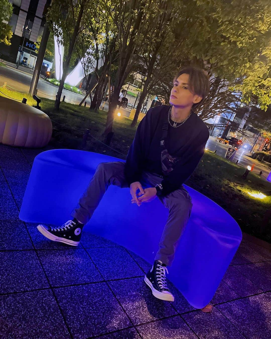 KSUKEのインスタグラム：「Japan has four seasons, and right now, the weather is fantastic and feels so good! Yet, it also brings a touch of sentimentality to my mood... 🫠🍂  要するに、秋が好きです。」