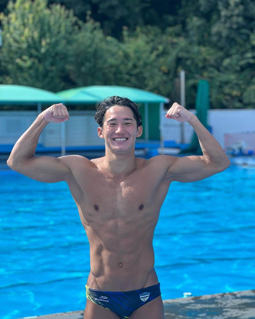 荒井陸のインスタグラム：「まだ外プールに入ってます😆🥶💪🏽 日本選手権まであと3日！」