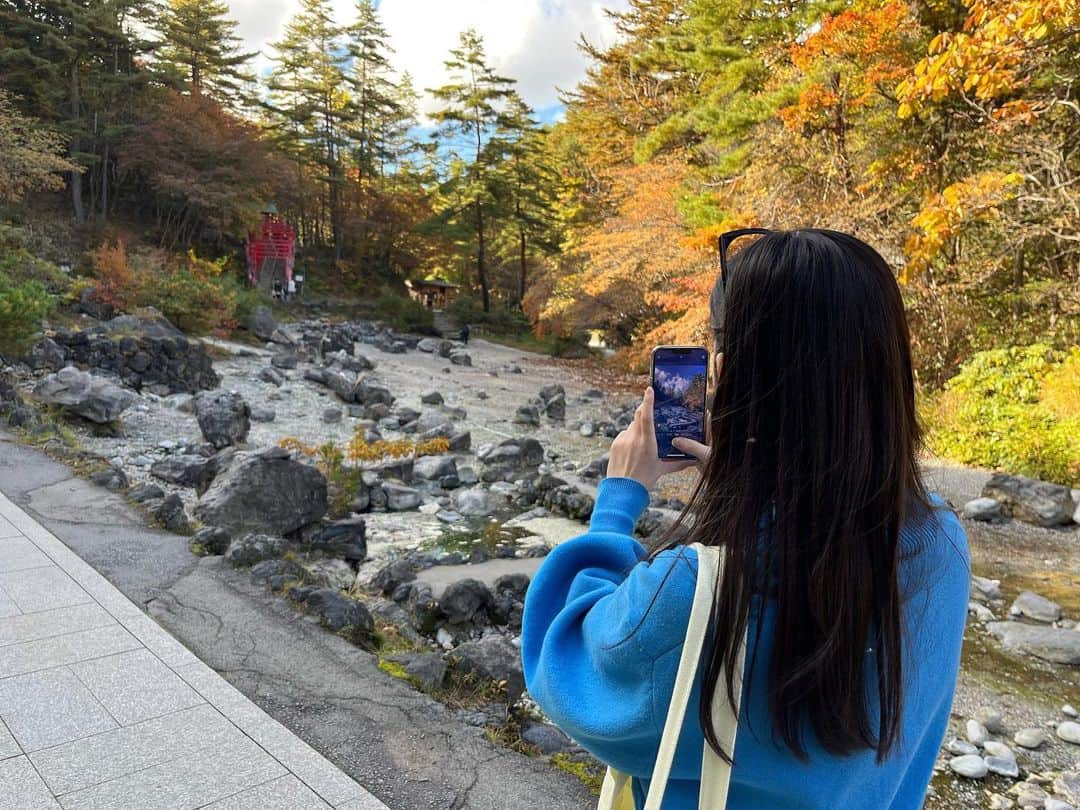山崎カノンのインスタグラム：「弾丸草津旅♨️」