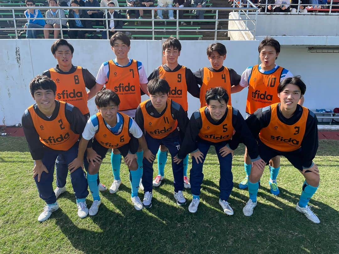 sfidaさんのインスタグラム写真 - (sfidaInstagram)「. #第102回全国高校サッカー選手権 石川県予選  sfidaユニフォームを纏う #金沢学院高校 サッカー部が見事ベスト4進出！！ インターハイに続く2度目の全国出場へ。 決勝進出をかけ、10/28に鵬学園高校と対戦します。 #sfida は金沢学院高校の挑戦を全力で応援しています📣  #スフィーダ #高校サッカー #選手権 #高校サッカー選手権 #サッカー部」10月23日 20時01分 - sfidasports